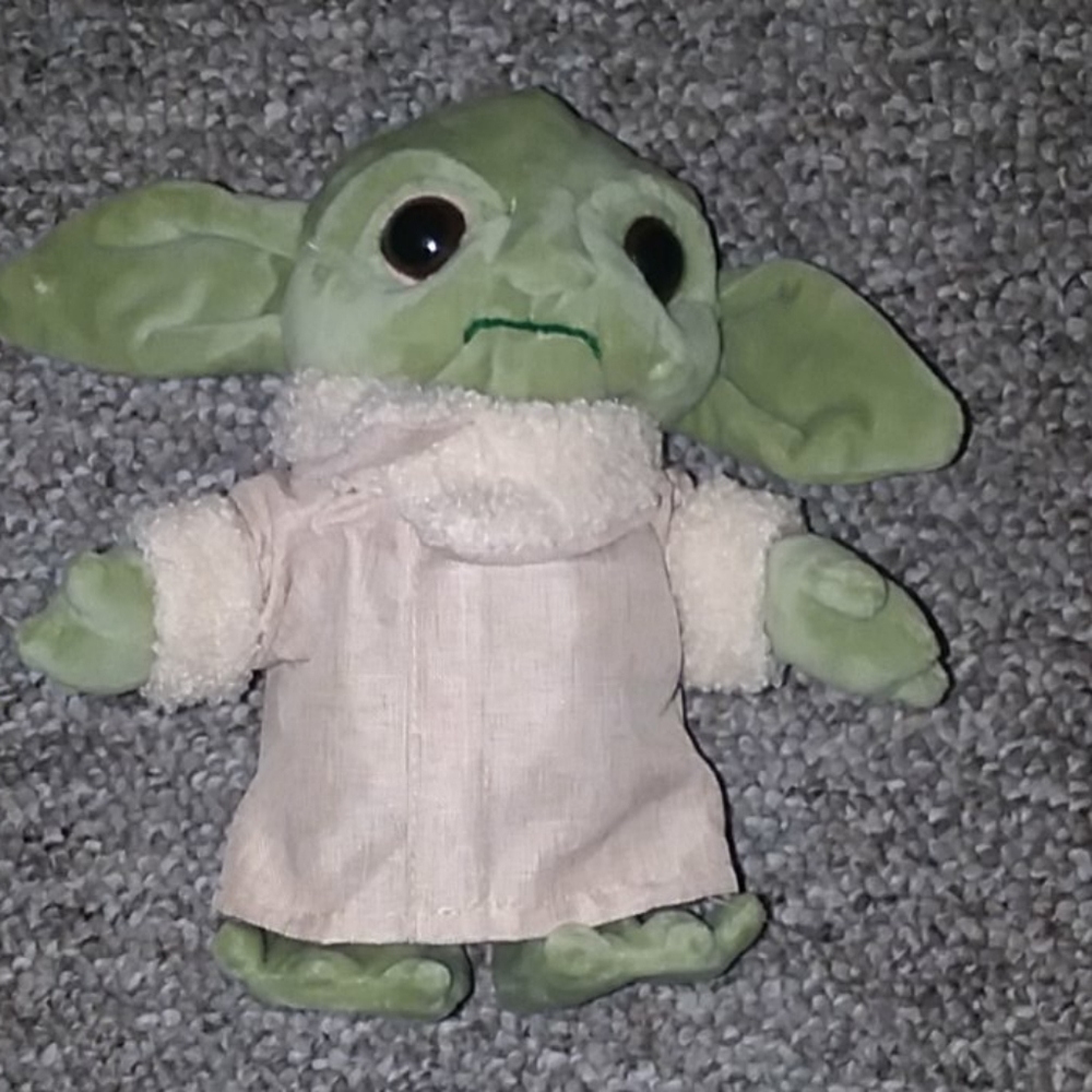 DONATING SOON Baby Yoda - Grogu